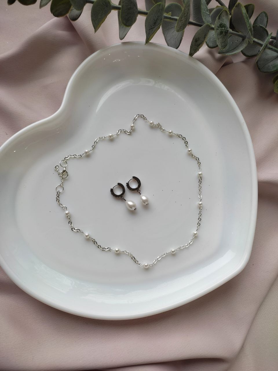 серьги и цепочка